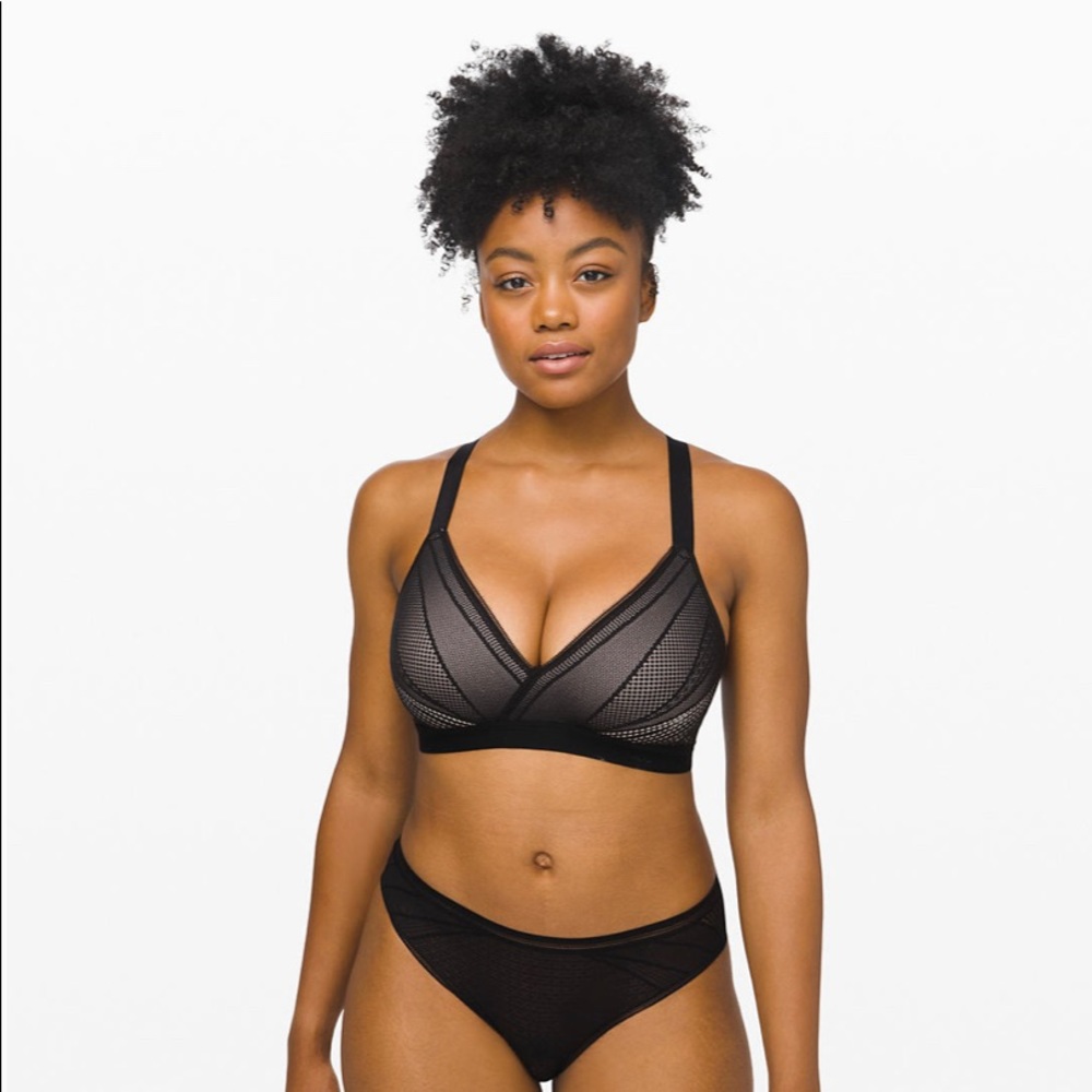 🆕 Lululemon Awake to Lace Bra
